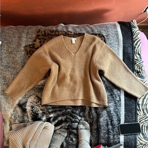H&M light brown/tan v neck sweater, size small